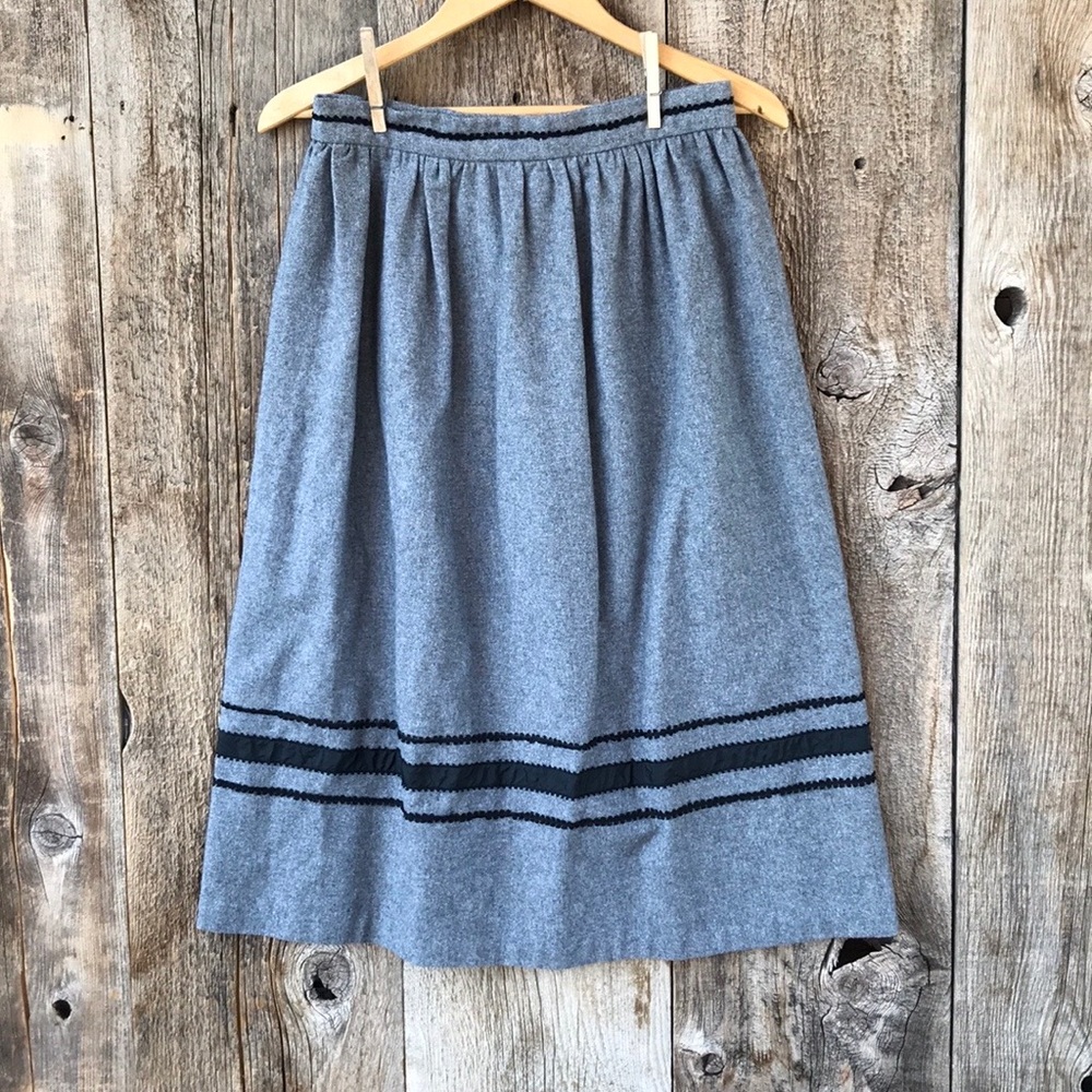 VTG 70s-80s Gray Wool Tea Length Midi Skirt, Small
